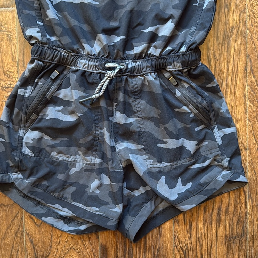 Athleta girl camo romper, size medium (8/10) - Picture 6 of 10